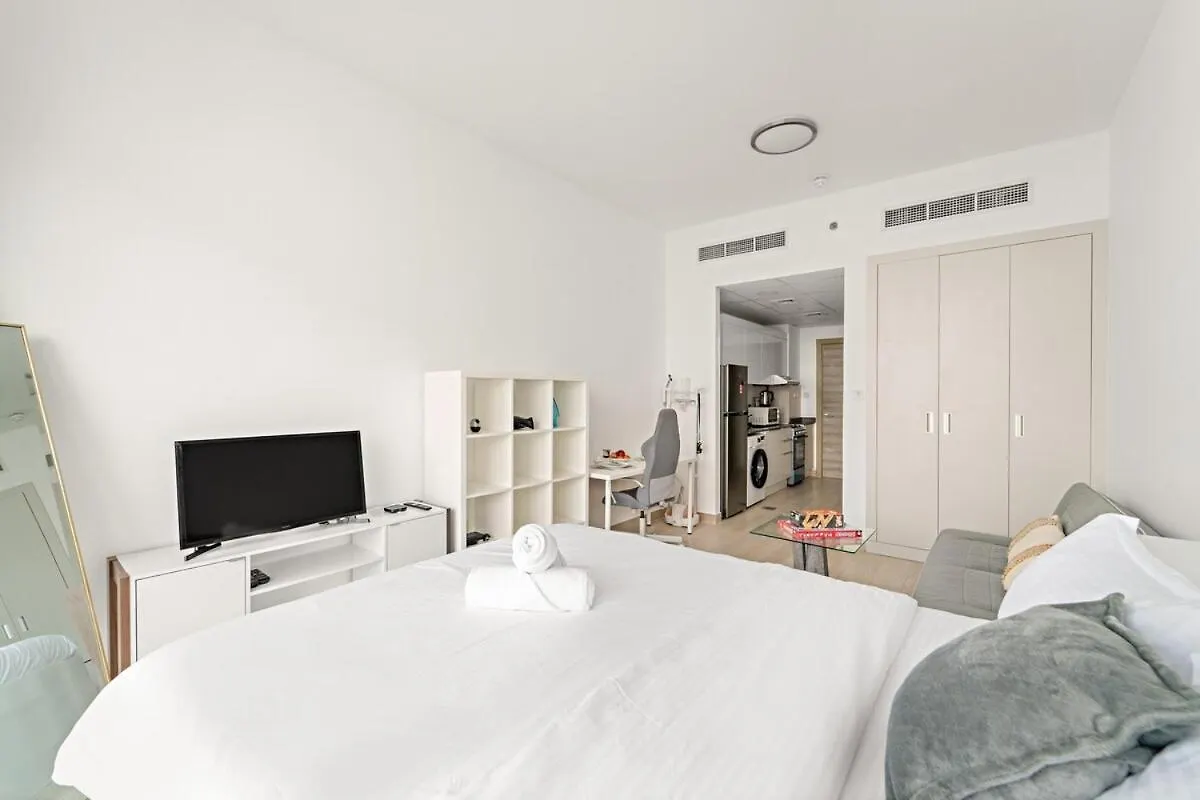 First Class Studio Cozy & Stylish Dubai Birleşik Arap Emirlikleri